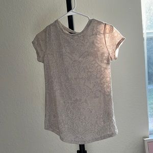 Womens Size XS tee